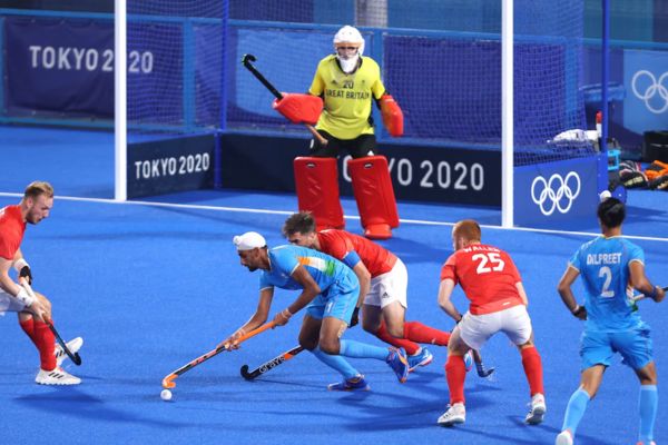 Hockey môn thể thao thú vị rất đáng để tìm hiểu 